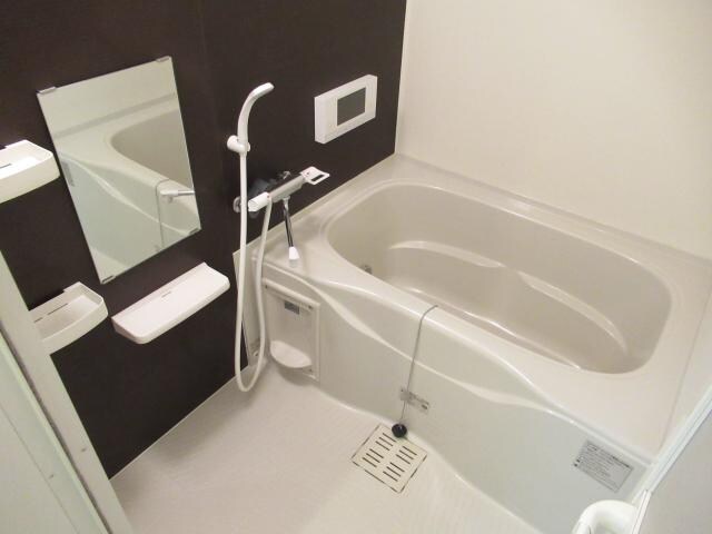 物件内観写真11　(ユニットバス)