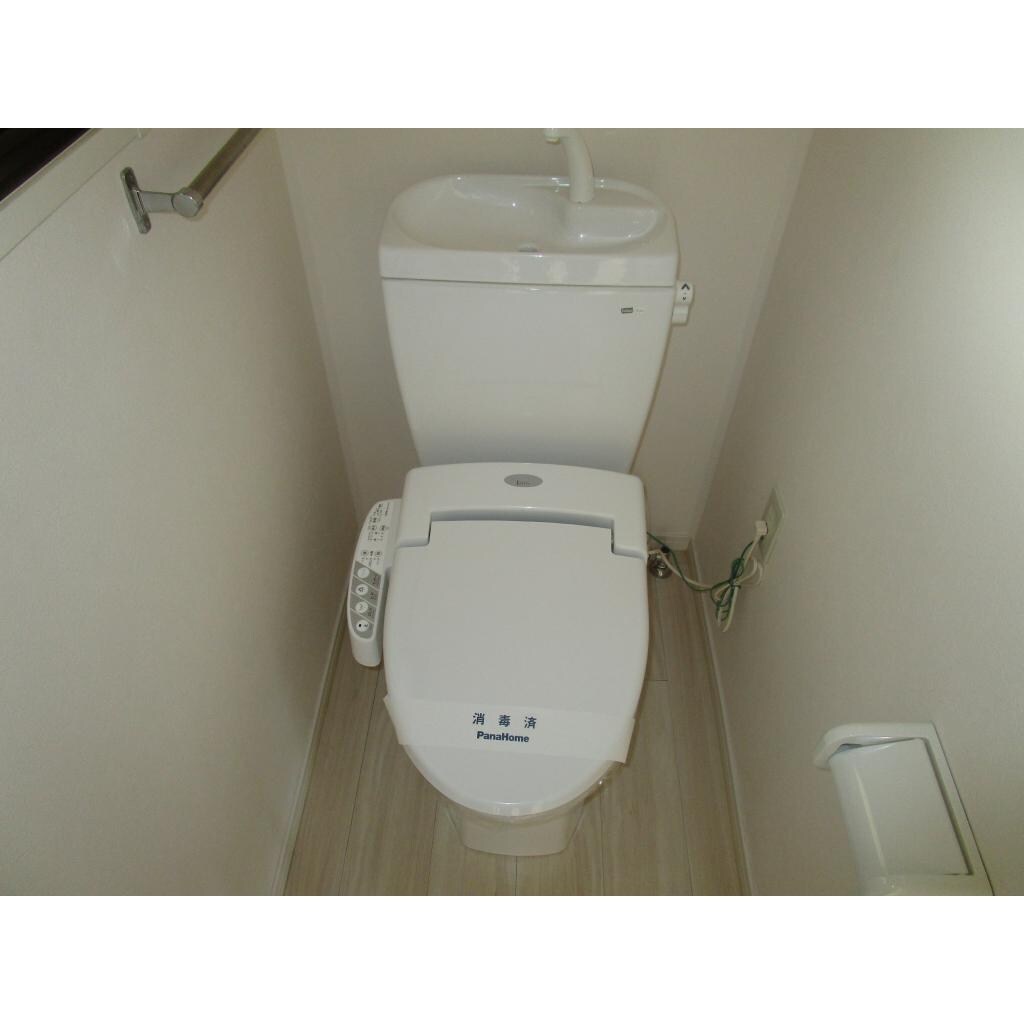 物件内観写真6　(トイレ)