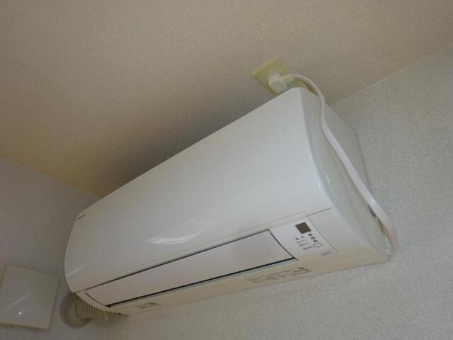 物件内観写真13　(エアコン)