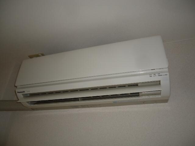 物件内観写真16　(エアコン)