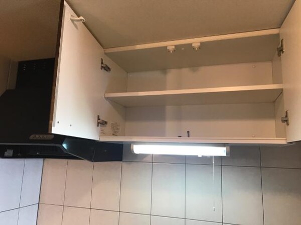 その他(吊り戸棚)