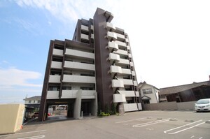 レジデンス西阿知駅前外観写真