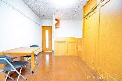 物件内観写真4　(備品や設備仕様は号室等により異なります現地をご確認ください。)