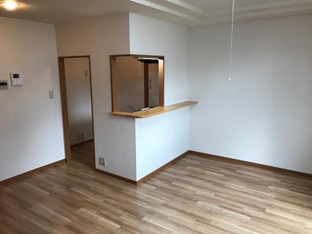 物件内観写真12　(室内)