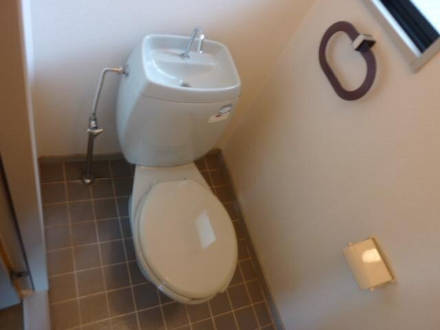 物件内観写真9　(トイレ)