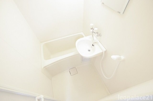 物件内観写真7　(備品や設備仕様は号室等により異なります現地をご確認ください。)