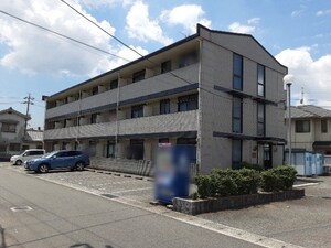 レオパレスＯＺ－１外観写真