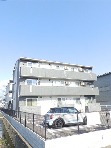 グランデール外観写真
