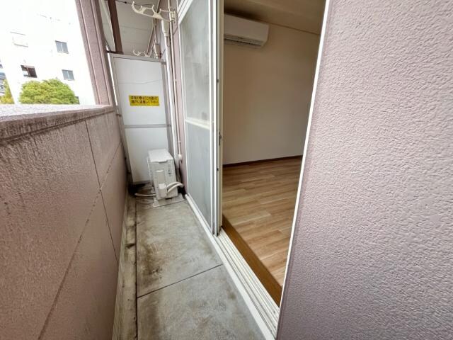 物件内観写真18　(ベランダ)
