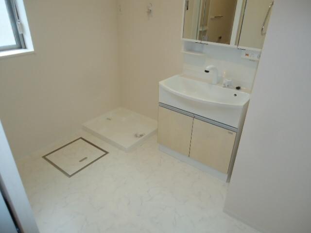物件内観写真18　(洗面)