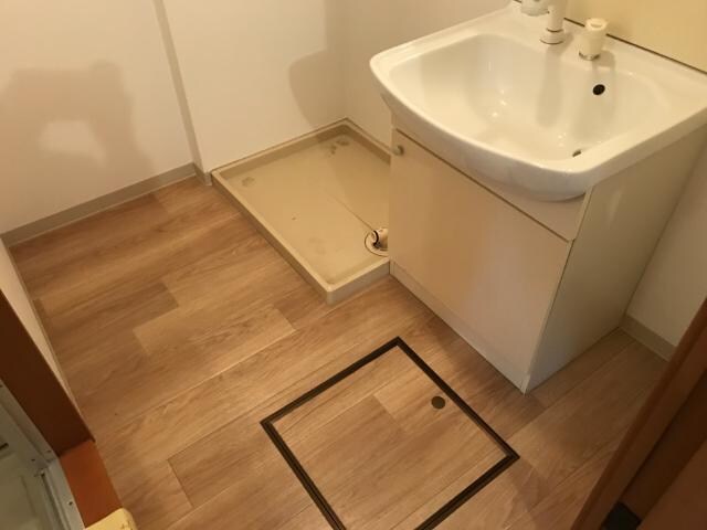 物件内観写真7　(洗面)