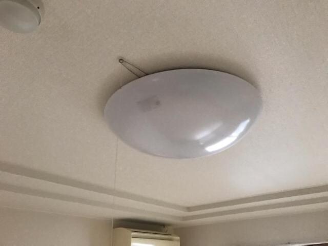 物件内観写真15　(照明器具)