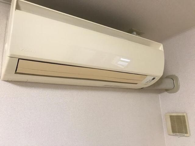 物件内観写真18　(エアコン)