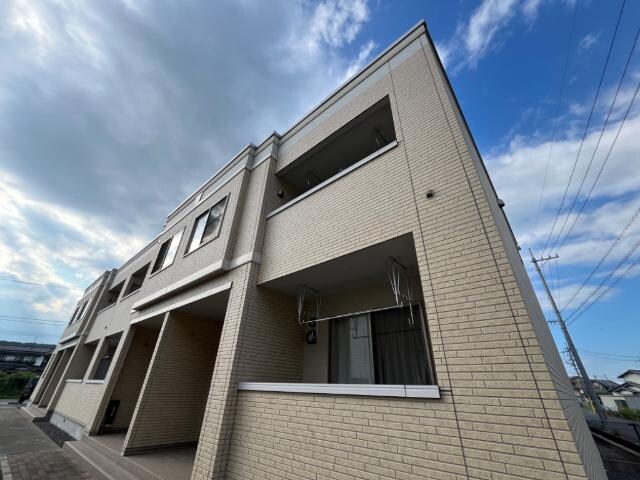 物件外観写真3　(外観写真（昼）)