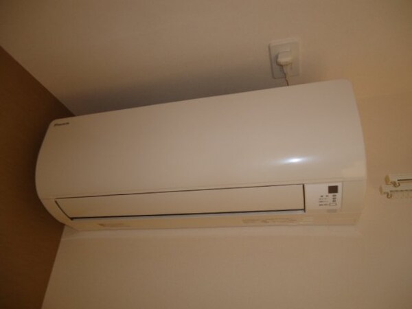 建物設備(エアコン)