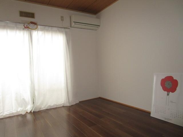 物件内観写真6　(洋室)