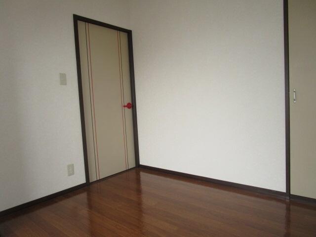 物件内観写真9　(洋室)