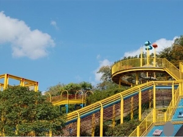 周辺環境(中山運動公園まで190m)