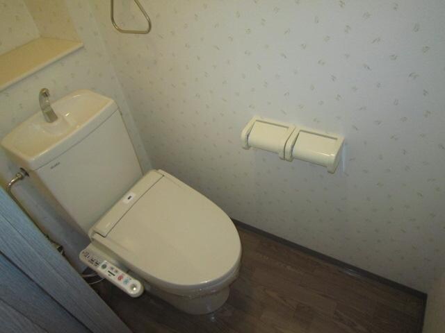 物件内観写真6　(トイレ)