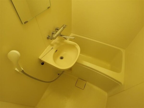 浴室(写真と現状が異なる場合は現状を優先)