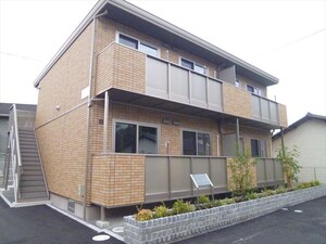 クリスタルハイツB外観写真