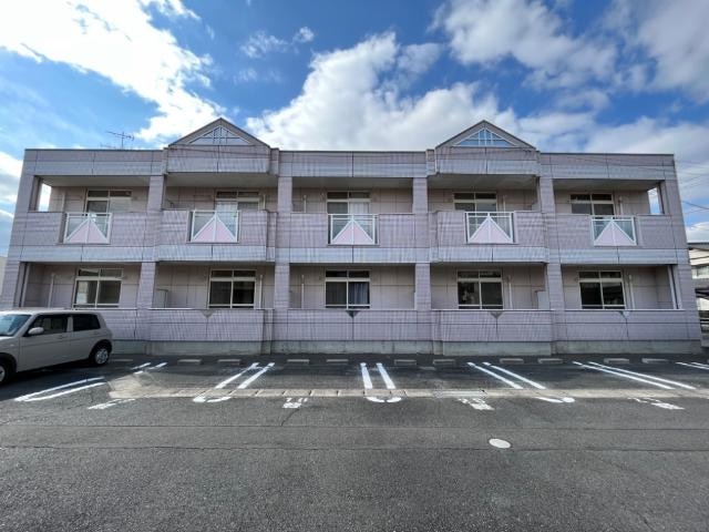 物件外観写真3　(外観写真（昼）)