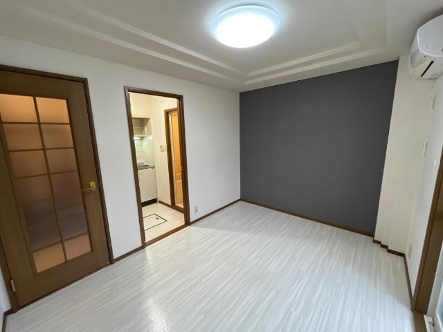 物件内観写真14　(洋室)