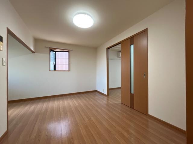 物件内観写真18　(リビング)