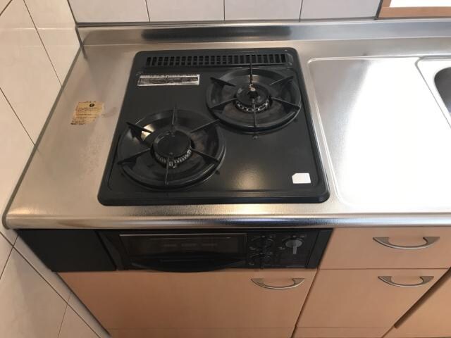 物件内観写真9　(２口ガスコンロ)