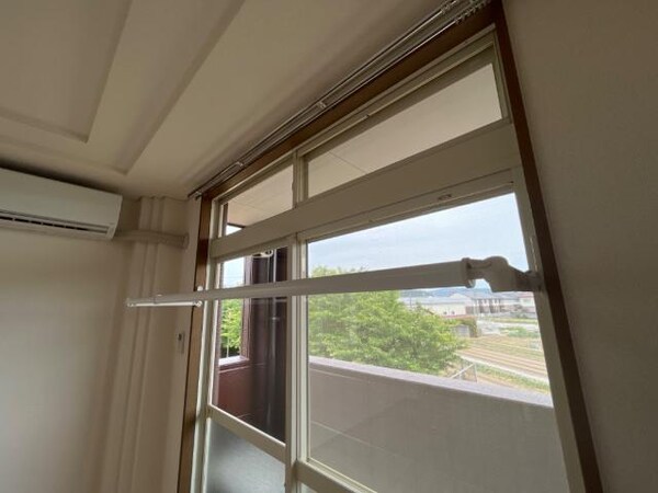 建物設備(室内物干し)