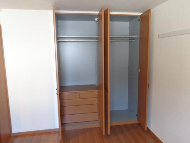 物件内観写真12　(クローゼット（イメージ）)