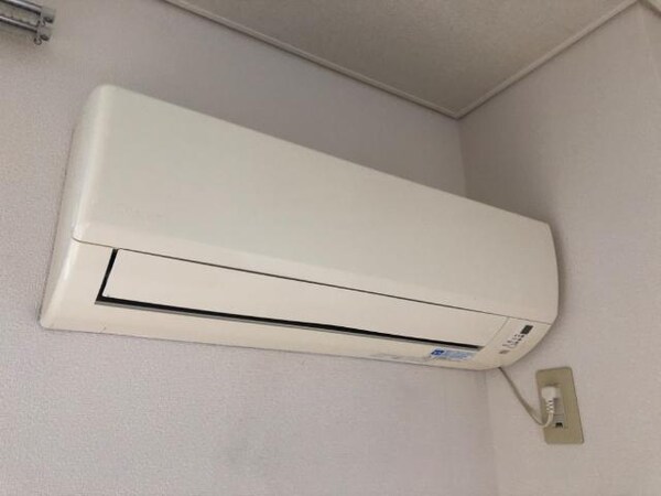 建物設備(エアコン)