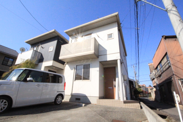 白楽町一戸建