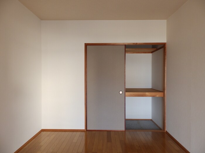 物件内観写真12　(建物外観)