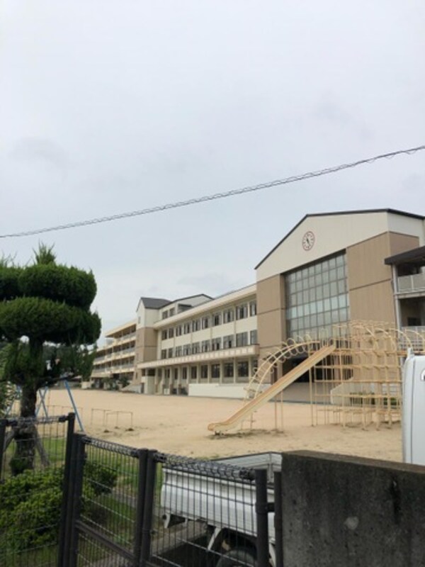 周辺環境(倉敷市立中庄小学校 1194m)