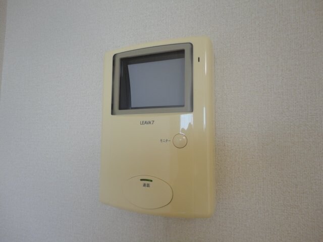 物件内観写真8　(モニター付きインターホン)