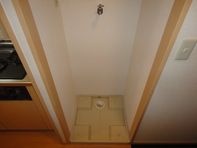 物件内観写真11　(洗濯機置き場)