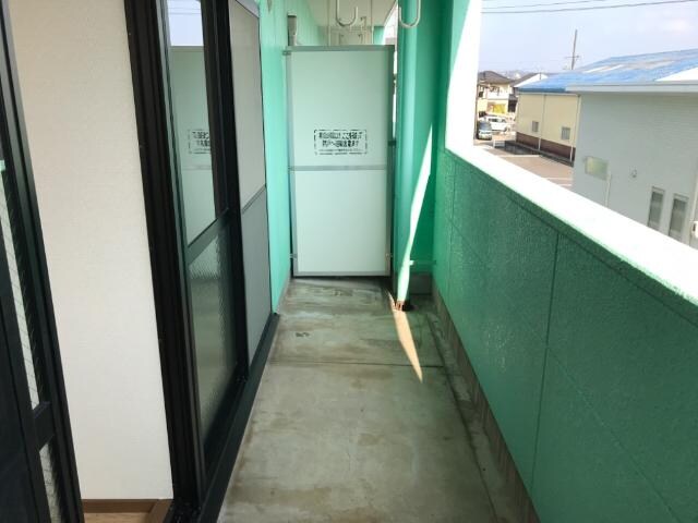 物件内観写真28　(ベランダ)
