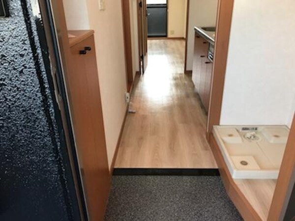 内装他(室内)