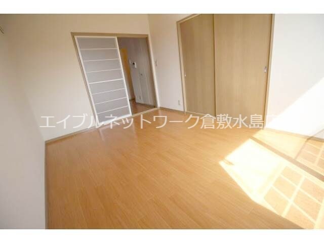 物件内観写真18　(洋室)