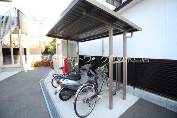 建物設備(駐輪場)