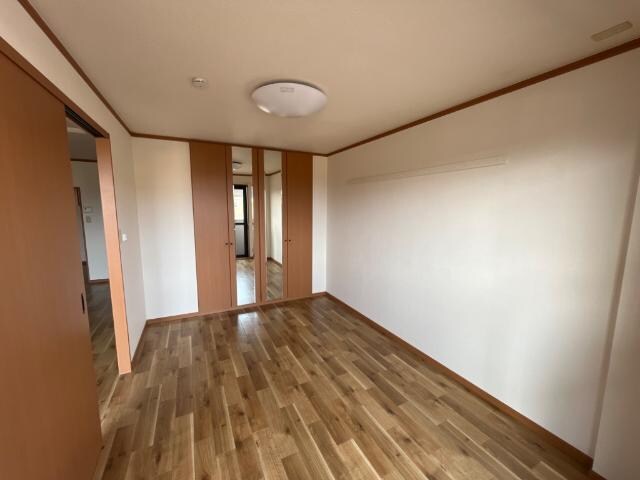 物件内観写真18　(室内)