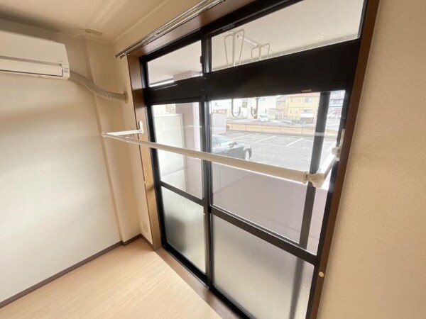 建物設備(室内物干し)