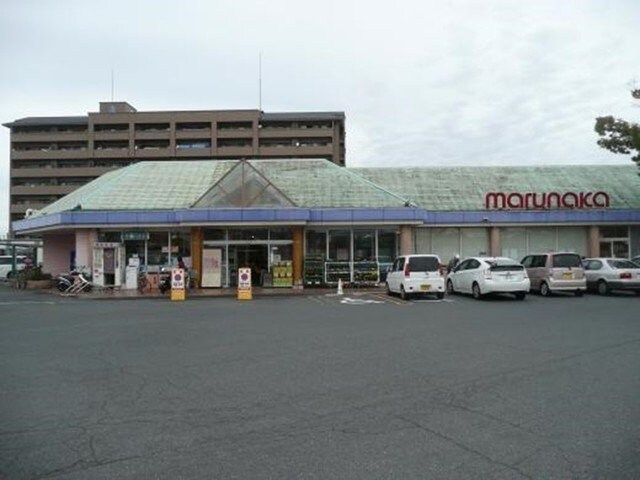 物件外観写真4　(マルナカ老松店まで1000m)