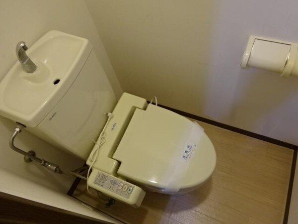 トイレ(シャワー付トイレ)