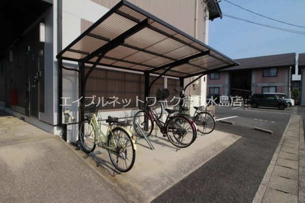 建物設備(駐輪場)