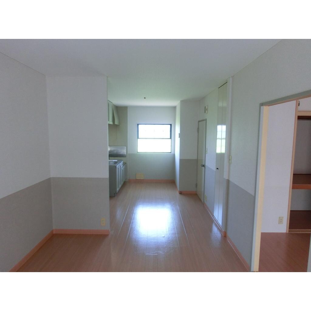 物件内観写真7　(リビング)