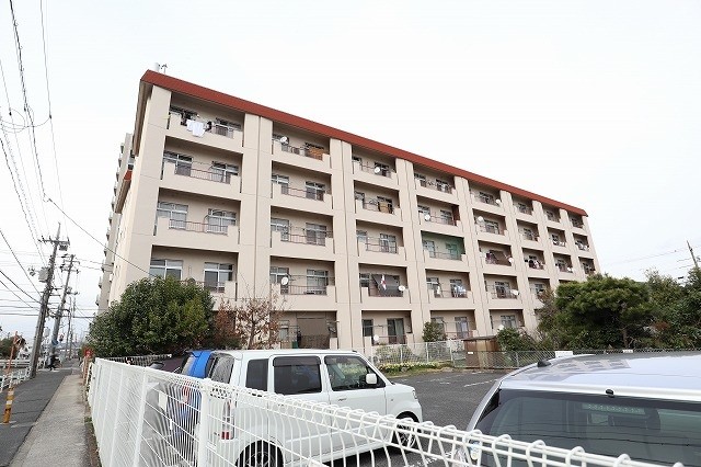 倉敷富井フォートレス