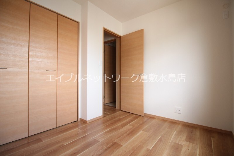 物件内観写真10　(寝室)