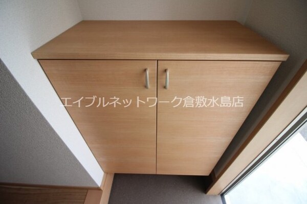 玄関(下駄箱)